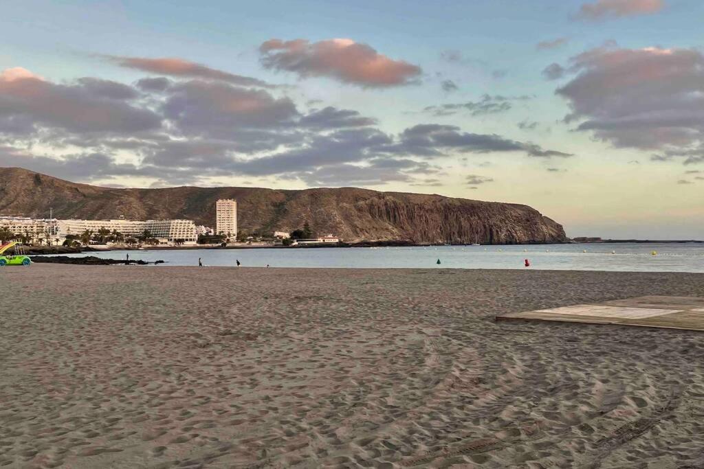 Estudio La Gavota, Vista Al Mar Лос Кристианос Экстерьер фото